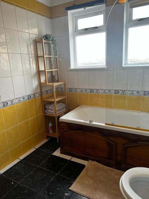 Quirky Studio Flat Selfcontained Лондон Екстер'єр фото