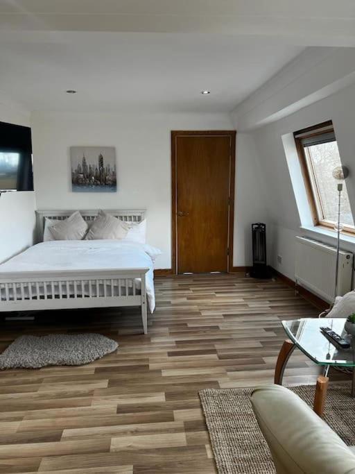 Quirky Studio Flat Selfcontained Лондон Екстер'єр фото