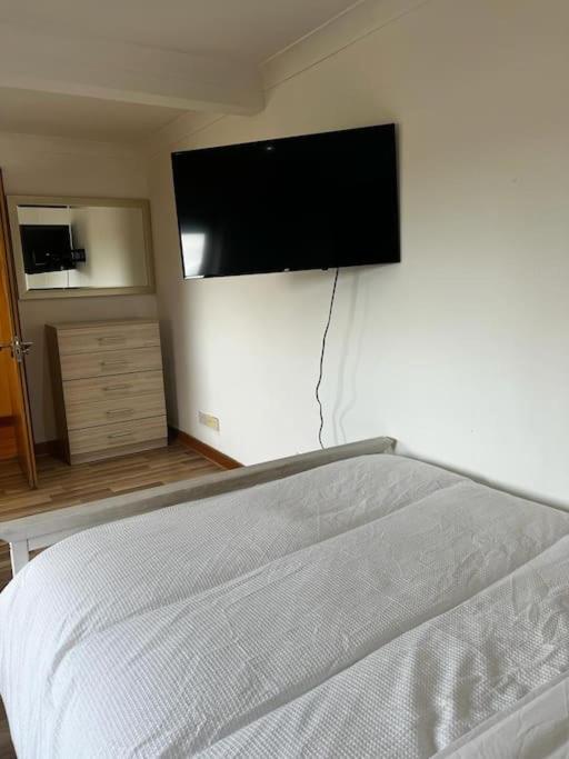 Quirky Studio Flat Selfcontained Лондон Екстер'єр фото